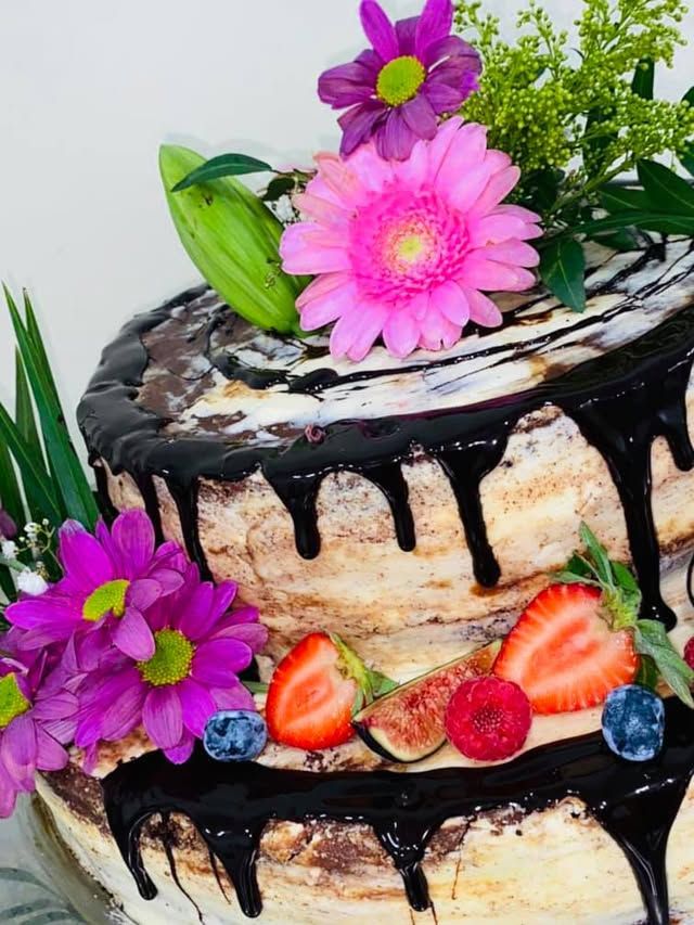 Tort de aniversări, HoHa Delicii