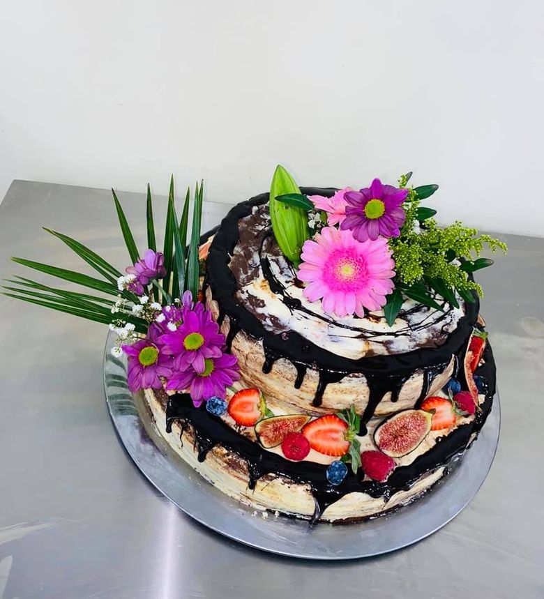 Tort de aniversări, HoHa Delicii