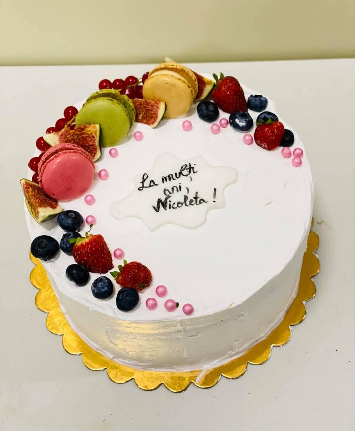 Tort de aniversări, HoHa Delicii