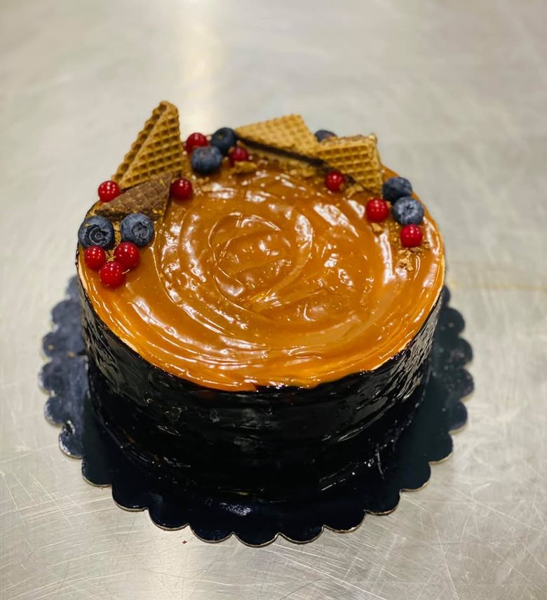 Tort de aniversări, HoHa Delicii