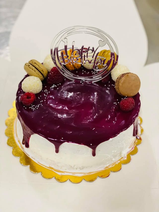 Tort de aniversări, HoHa Delicii