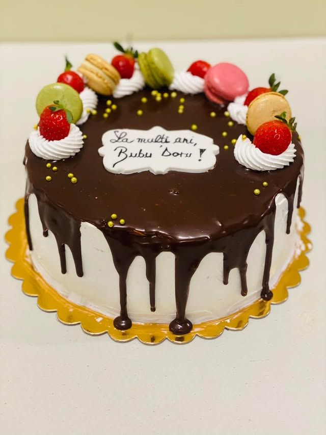 Tort de aniversări, HoHa Delicii
