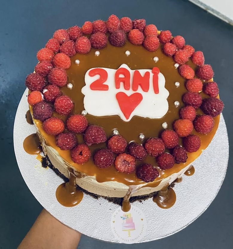 Tort de aniversări, HoHa Delicii