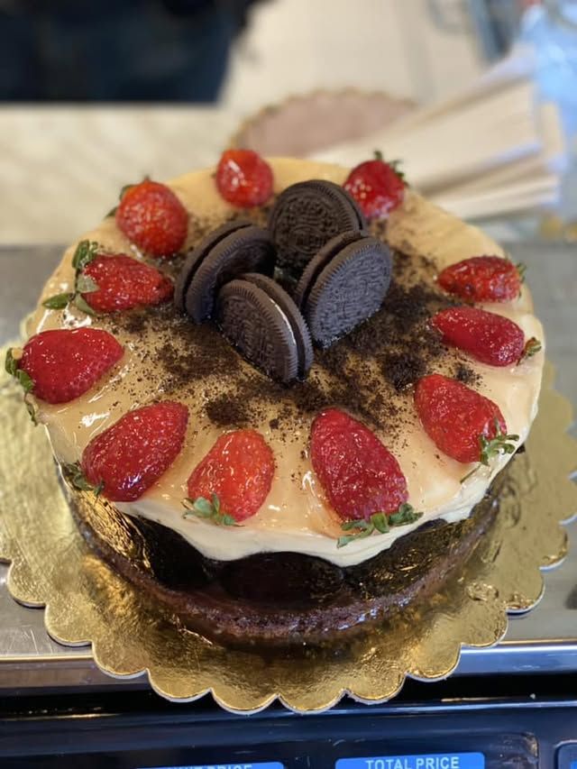 Tort de aniversări, HoHa Delicii