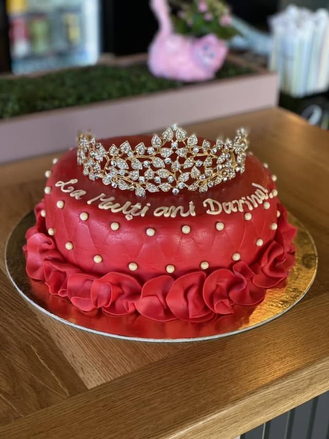Tort de aniversări, HoHa Delicii