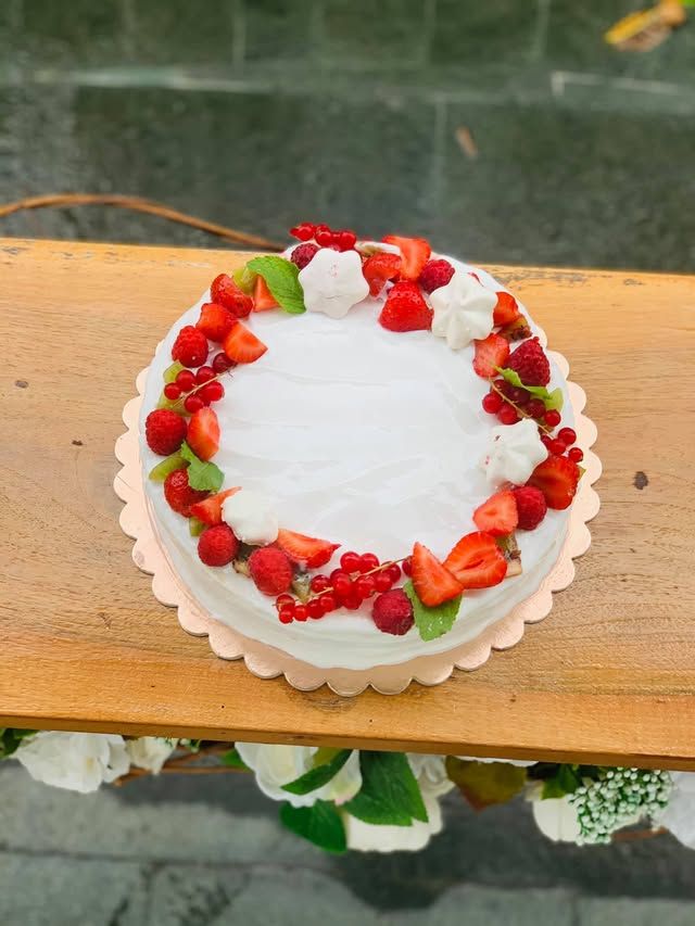 Tort de aniversări, HoHa Delicii