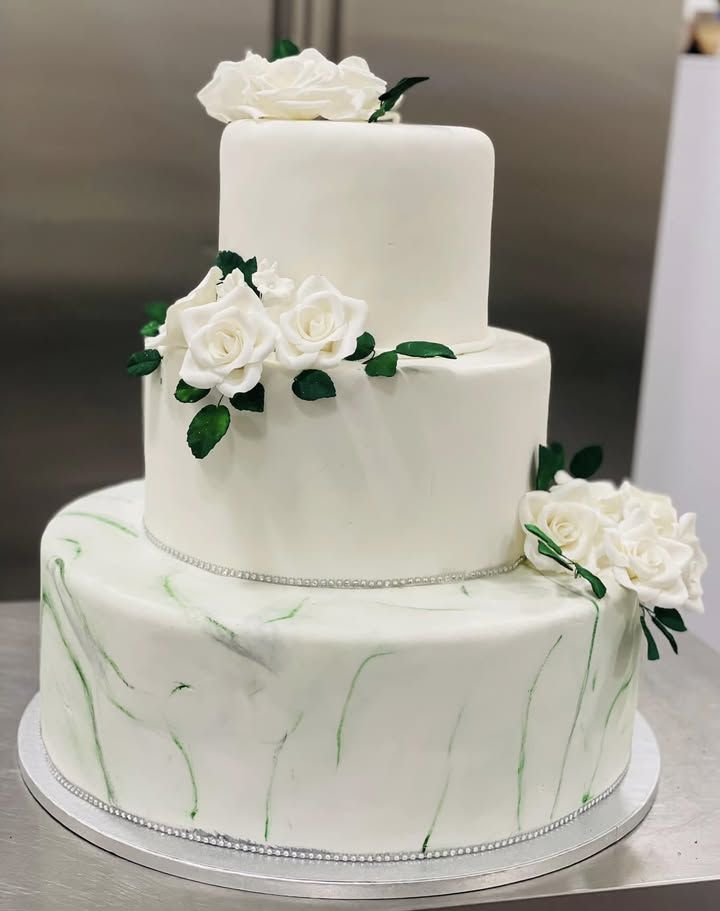 Tort de nuntă sau botez, HoHa Delicii