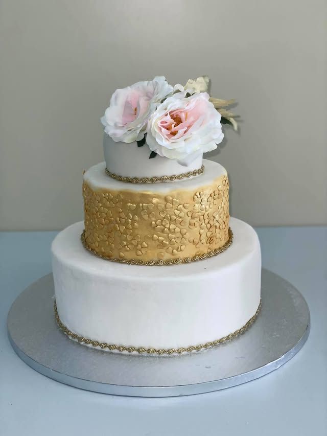 Tort de nuntă sau botez, HoHa Delicii