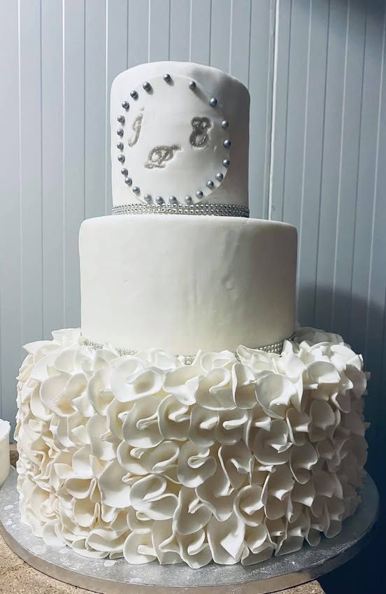 Tort de nuntă sau botez, HoHa Delicii