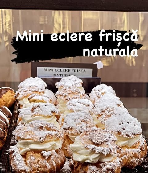 Mini eclere cu frișcă naturală